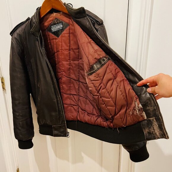 Vintage Distressed Members Only Leather Jacket Size 42 Large - Picture 15 of 16